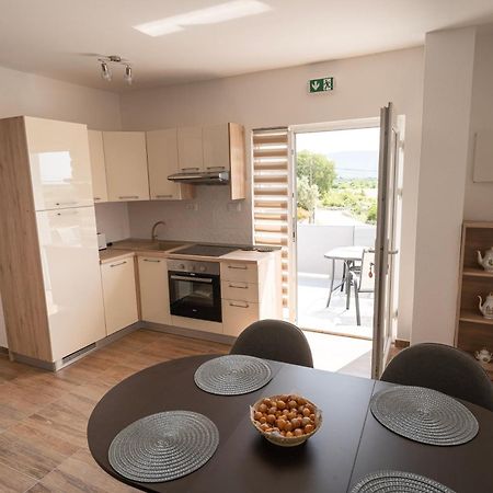 Pave&Ema Apartman Konjevrate Esterno foto